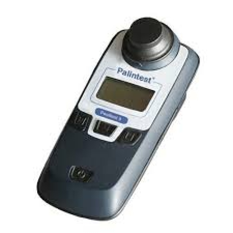 Laboratory Photometer Pooltest 6